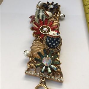 Betsey Johnson Chunky Fish Bracelet